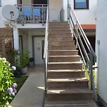 Nebo * Πόρετς